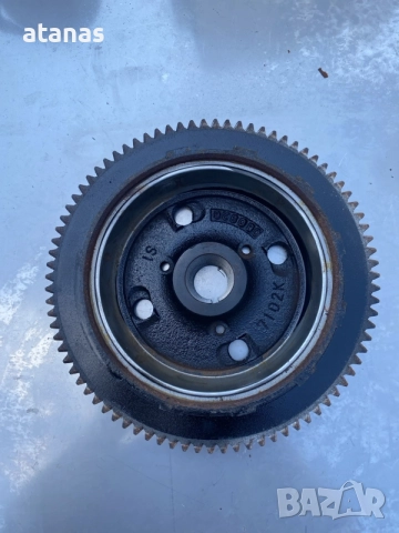 маховик yamaha f30/40 EFI , снимка 2 - Воден транспорт - 56078098