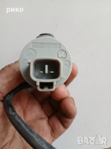 Помпичка течност чистачки Toyota