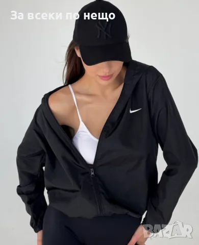 Nike Дамска Черна Ветровка Найк Код LFS373, снимка 2 - Якета - 49746487