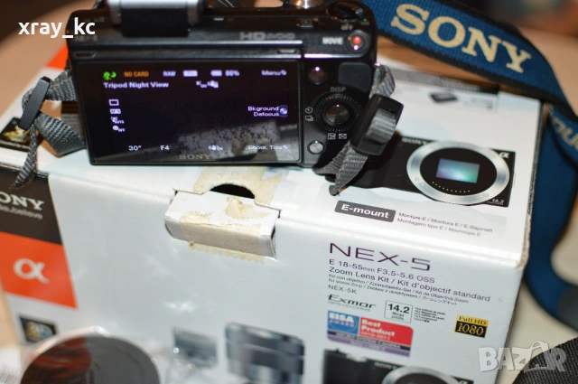 🔥 SONY NEX-5 ПЪЛЕН КОМПЛЕКТ – ШАТЪР 23K, 18-55 + 75-200 ЗУУМ + 3 БАтерии! 200€ 🔥, снимка 4 - Фотоапарати - 53328665