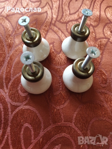 порцеланови дръжки за мебели , снимка 4 - Антикварни и старинни предмети - 54180273
