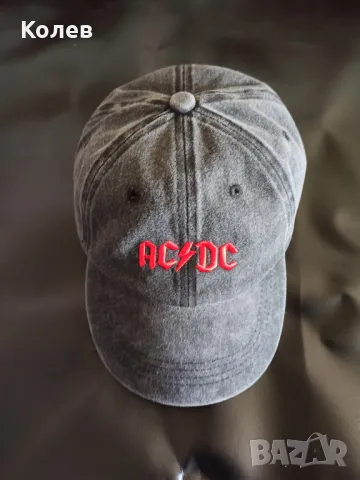Шапка на групата - AC/DC