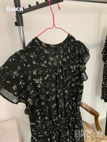 Красива рокля на H&M размер 38 подходяща за S, снимка 16 - Рокли - 44607131