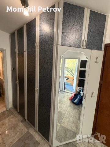 Масивен гардероб 3 крилен, снимка 9 - Гардероби - 53291240