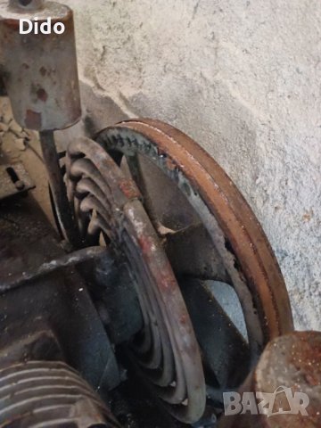 Компресор ук 25 , снимка 6 - Други машини и части - 37836727