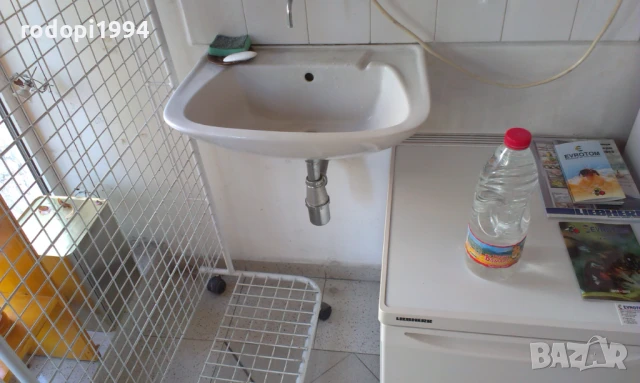 под наем-помещение за магазин-офис-с лице към ул.иван вазов-гарата,пловдив, снимка 5 - Магазини - 51385159