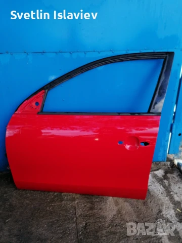 Предна лява врата за Хюндай и30 (07-12)