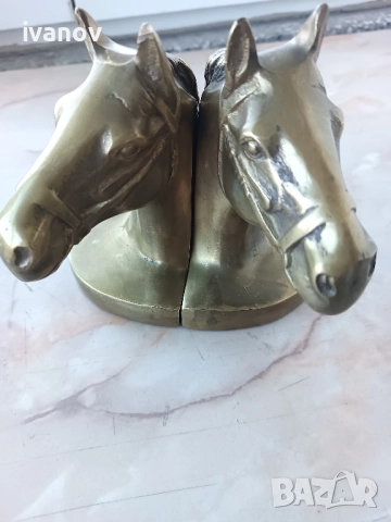 Бронзови подпори за книги- коне, снимка 3 - Антикварни и старинни предмети - 51724407