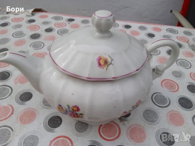 Стар порцеланов български чайник, снимка 2 - Аксесоари за кухня - 39814416