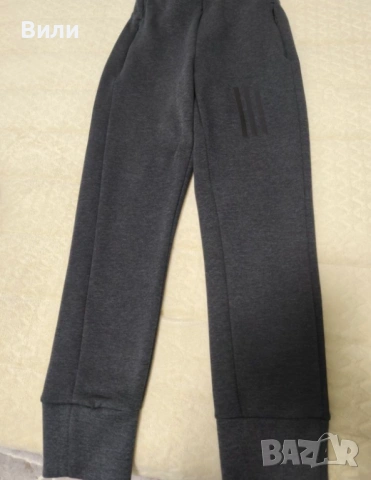 Продавам дамски екип Adidas, снимка 2 - Спортни екипи - 53962188