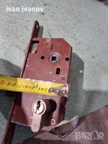 Брава с Патронник, снимка 3 - Интериорни врати - 40182992