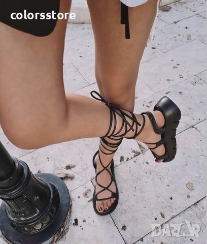 Равни сандали - черна кожа - GL70