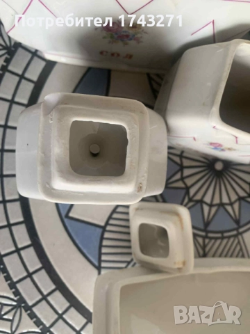 Порцеланови буркани за подправки, снимка 7 - Сервизи - 52177432