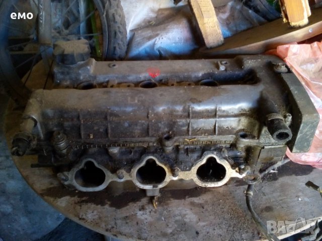 продавам глави за хундай купе 2.7 