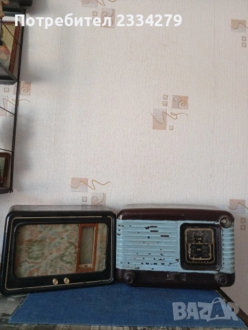 Арт ретро радиоапарати. 