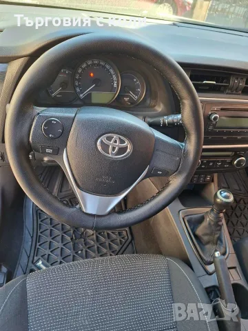 Toyota Auris 1.33 vvti, снимка 8 - Автомобили и джипове - 56509824