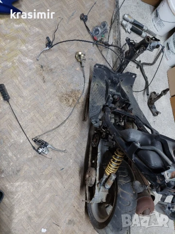 yamaha aerox на части, снимка 12 - Части - 50479222