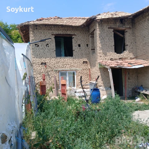 2 имота в един двор  1300М2 с 2 Оранжерии По 150м2 общо 300м2 , снимка 7 - Парцели - 50916749