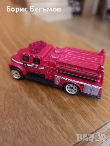 Метална количка-пожарна Matchbox 1998 1:100 рядка, снимка 4 - Колекции - 52906704