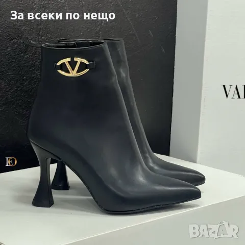 Дамски черни боти на ток Valentino от 36 до 41 номер Код D1391, снимка 2 - Дамски боти - 48079466