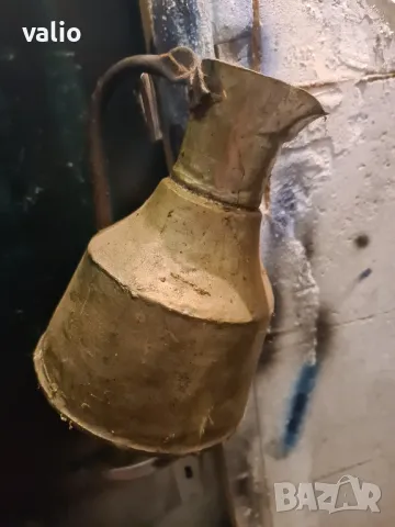 Стара бакърена кана