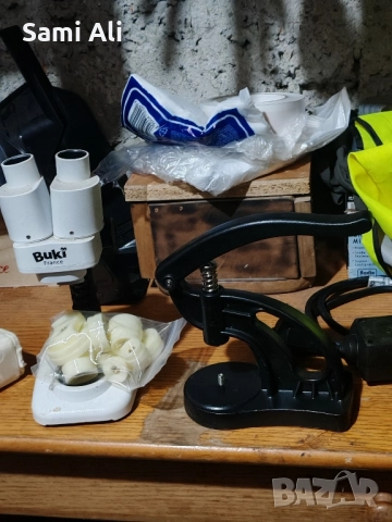 Стереомикроскопът Levenhuk 1ST е с бинокулярна глава, която, снимка 4 - Нумизматика и бонистика - 51952479