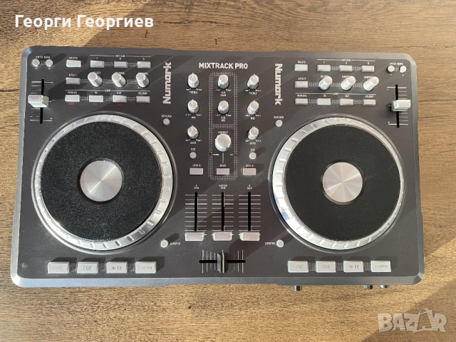 Numark MIXTRACK-PRO