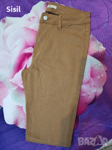 Дамски маркови дънки бежов цвят 