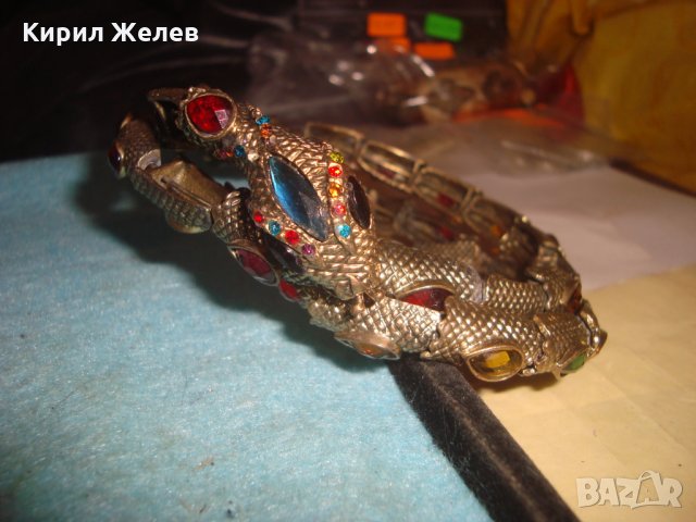 ЗМИЕВИДНО БРОНЗОВО КОЛИЕ с ФАСЕТИРАНИ ЦВЕТНИ КРИСТАЛИ КАМЪНИ НЕО-ГОТИК ВИНТИДЖ БИЖУ ОГЪРЛИЦА 27110, снимка 6 - Колиета, медальони, синджири - 35100762