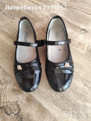 Елегантни обувки 34н.