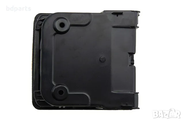 Задна поставка за чаши, Volkswagen, Golf 5 6, Jetta, Eos, Черен, снимка 5 - Части - 56141706