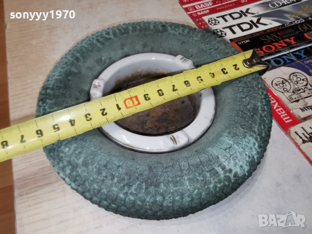 стар пепелник-гума 1904260807LCHERY1, снимка 2 - Антикварни и старинни предмети - 54241742