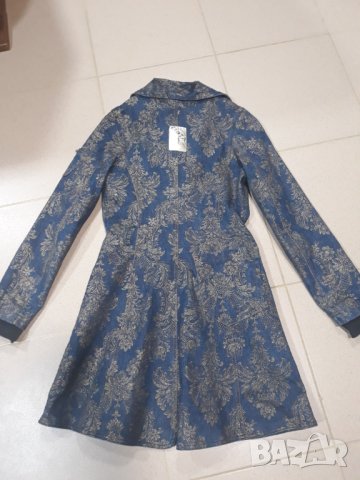 Елегантно дамско тъмносиньо яке / сако със златисти мотиви Енита, снимка 3 - Сака - 31343782