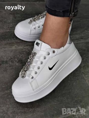 Nike дамски маратонки , снимка 4 - Маратонки - 49145569