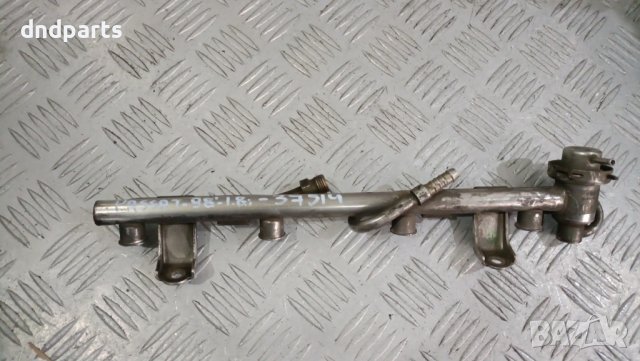 Горивна рейка VW Passat 1.8i 1998г.	