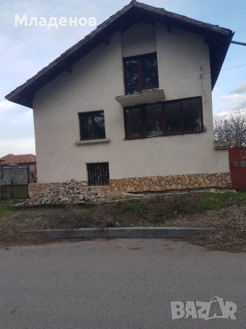 Продавам къща в село Крушовица , на 20 километра от Плевен ., снимка 3 - Къщи - 39645734