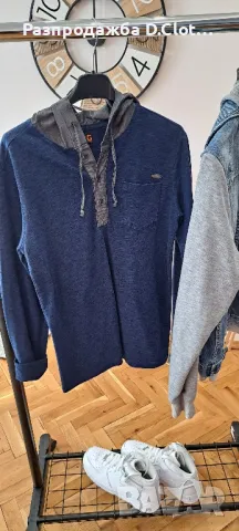 Guess оригинална блузка/суичър с качулка 