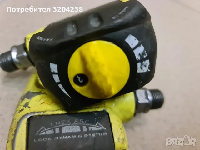 Спортни алуминиеви педали за шосеен велосипед Look Arc, снимка 4 - Части за велосипеди - 49663786