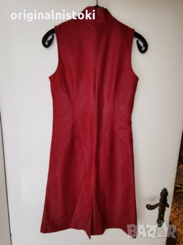 Червена рокля разкошна 