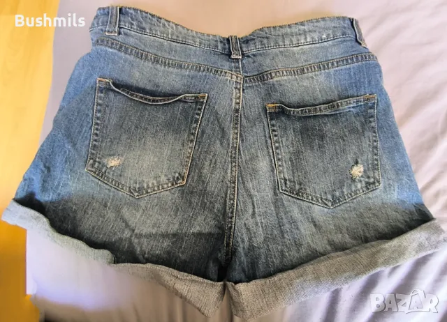 Дамски дънки къси р-р 40, снимка 3 - Дънки - 50096325