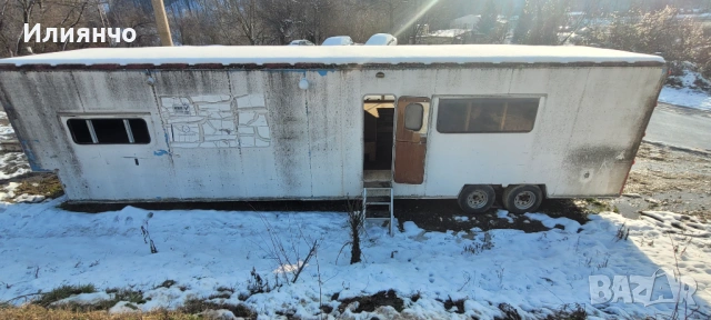 Продавам 12 метра английска каравана в добро въшно състояние", снимка 5 - Каравани и кемпери - 53377352