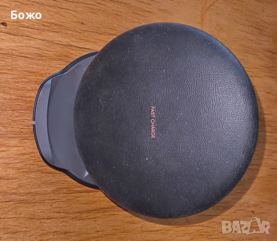 Ново Самсунг бързо безжично зарядно устройство пед и стенд (EP-PG950BBEGWW) - Черно, снимка 5 - Безжични зарядни - 51410385