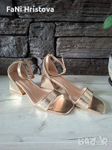 Дамски златисти обувки 41номер, снимка 2 - Дамски обувки на ток - 54192588