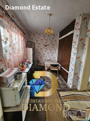 Едноетажна къща в село Езерово общ. Първомай, снимка 10 - Къщи - 48066196