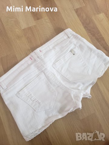 Къси дънкови панталонки Tally Weijl дантела накъсани, снимка 2 - Къси панталони и бермуди - 33934556