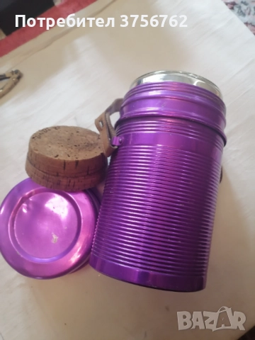 Продавам запазен термос за храна от 60 те