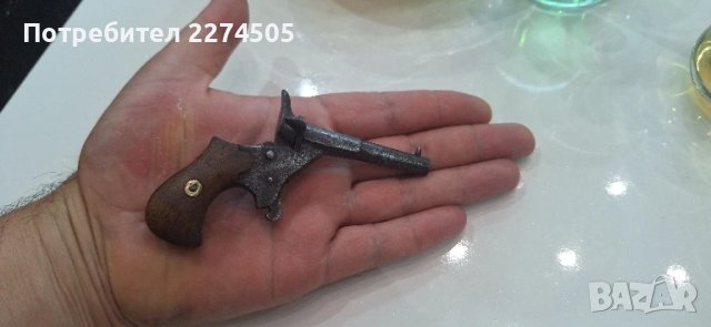 Продавам мини Флоберт Пистолет 