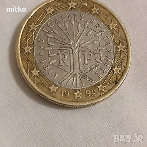 Продавам рятка френска монета 1 euro