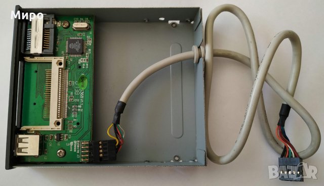 Адаптер-четец на карти памет