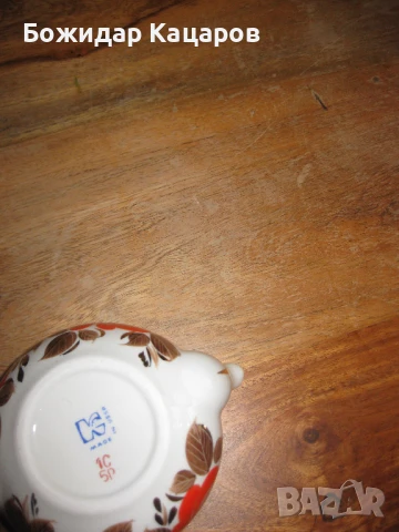 Красив, малък чайник. . Цена - 16 лева. Пращам по Еконт., снимка 5 - Сервизи - 50684297